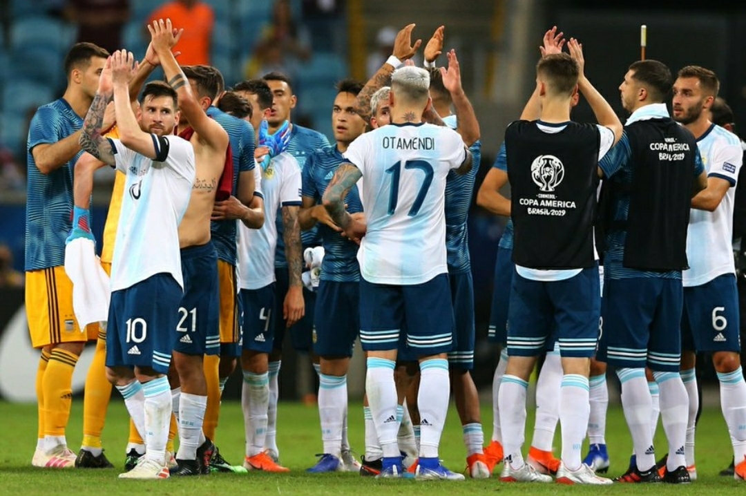 包含美洲杯赛后采访曝光,内幕引发热议的词条 包含美洲杯赛后采访曝光,内幕引发热议的词条