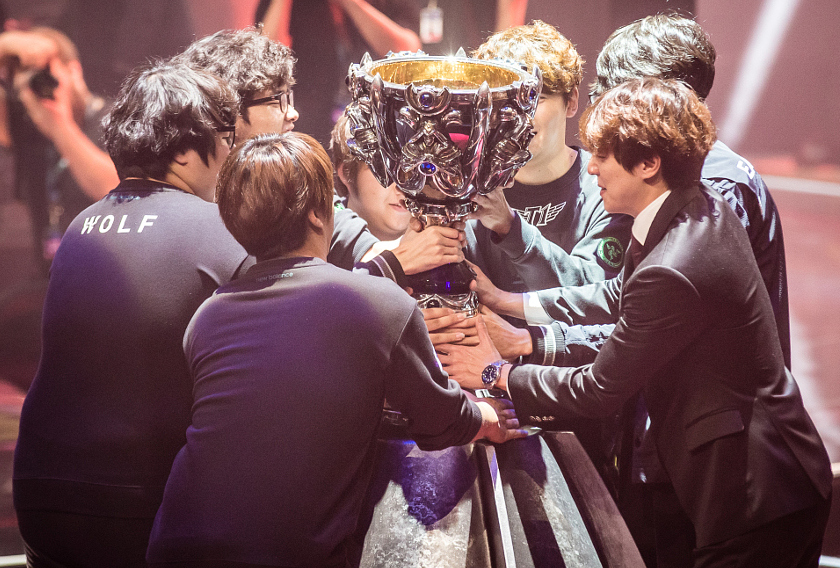 英雄联盟赛事精彩瞬间盘点,年度回顾震撼登场的简单介绍 英雄联盟赛事精彩瞬间盘点,年度回顾震撼登场的简单介绍