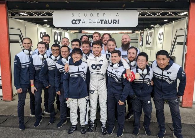 阿斯顿马丁碾压红牛二队,诺里斯扛起全队 阿斯顿马丁碾压红牛二队,诺里斯扛起全队