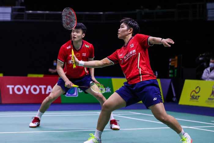 印度队险胜泰国队,黄鸭组合扛起全队 印度队险胜泰国队,黄鸭组合扛起全队