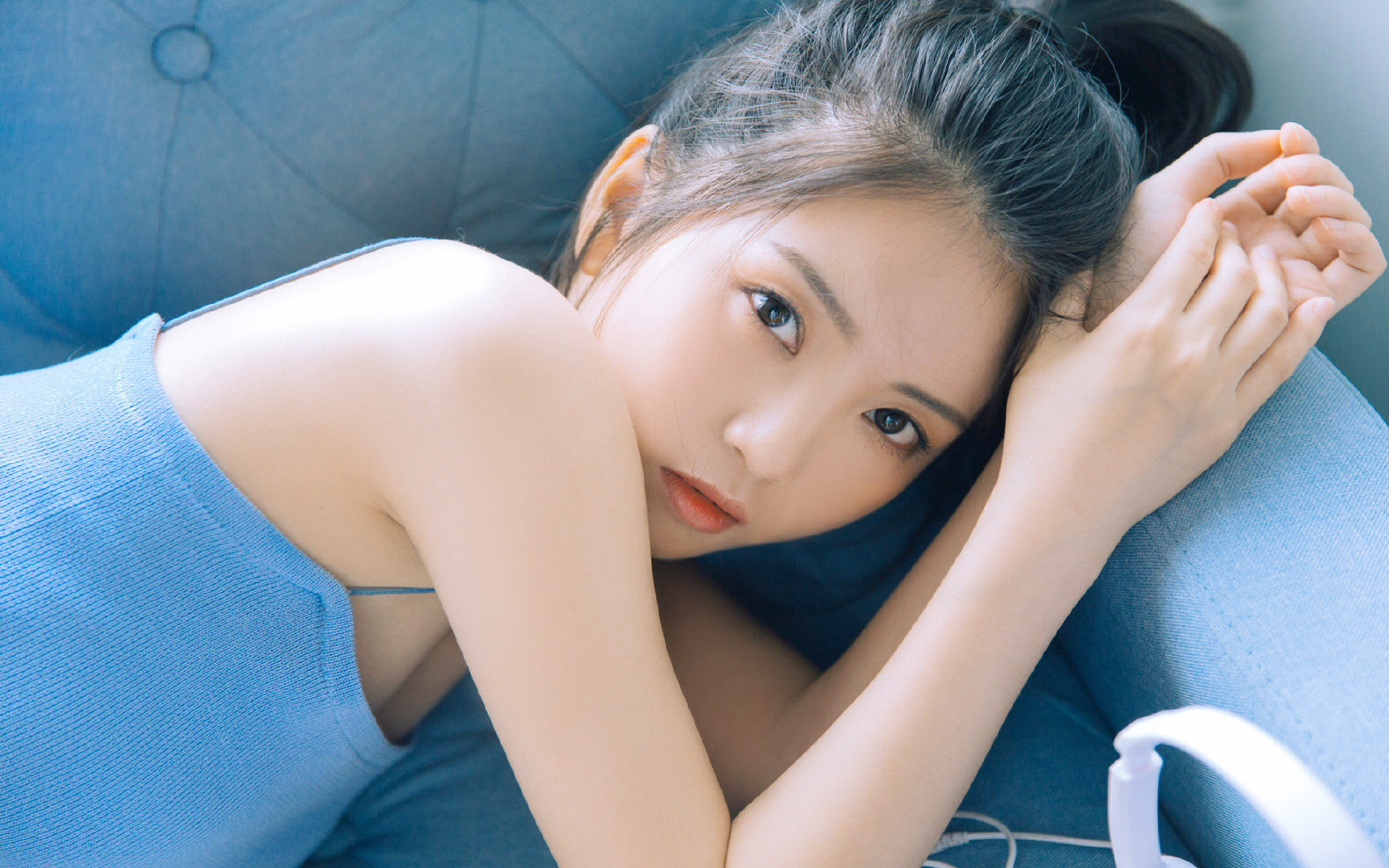 静如深海,燃如火山,红牛轻取冠军,汉密尔顿点燃赛场