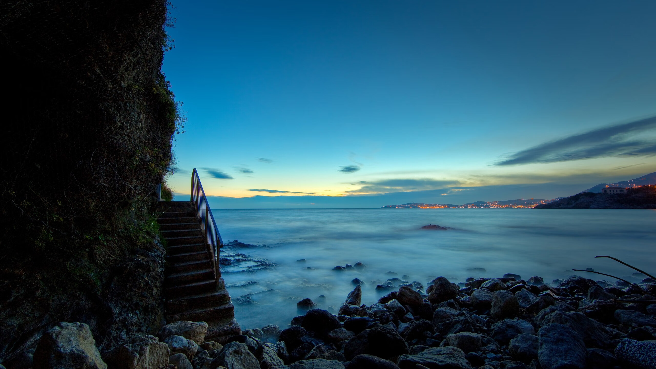 防守铁幕！浓眉生死时刻两度锁死深圳外援，一夫当关捍卫浙江禁区